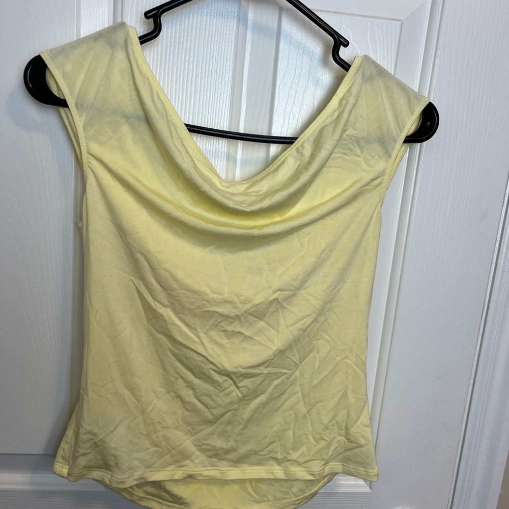 💛 NWT Garage Off-Shoulder Yellow Top - Picture 7 of 7
